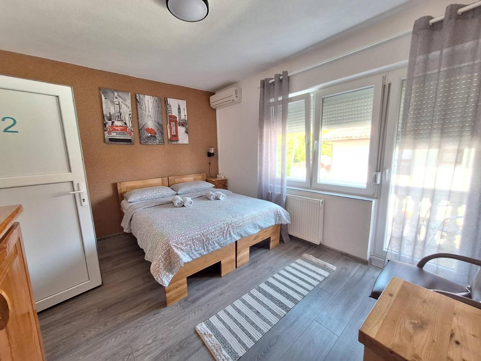 Sobe-Apartmani Modriča エクステリア 写真
