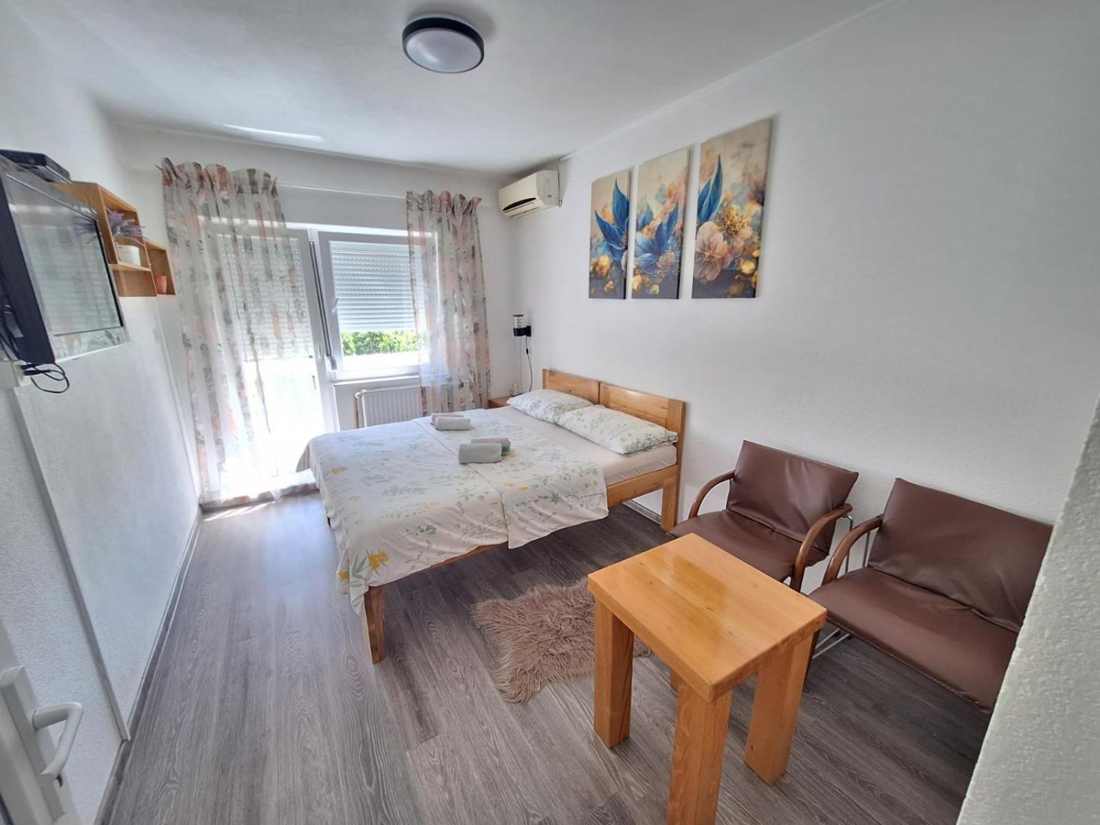Sobe-Apartmani Modriča エクステリア 写真